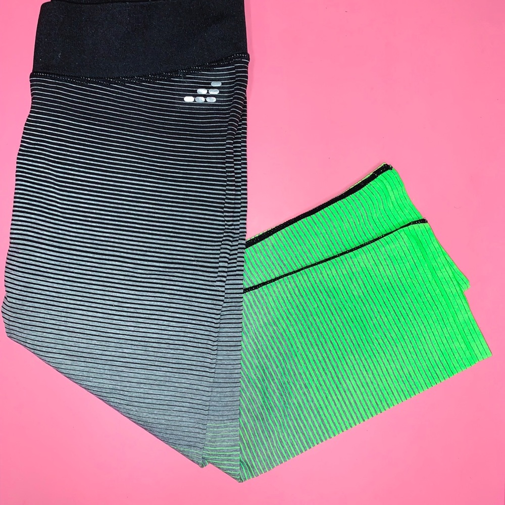 Girls athletic capris